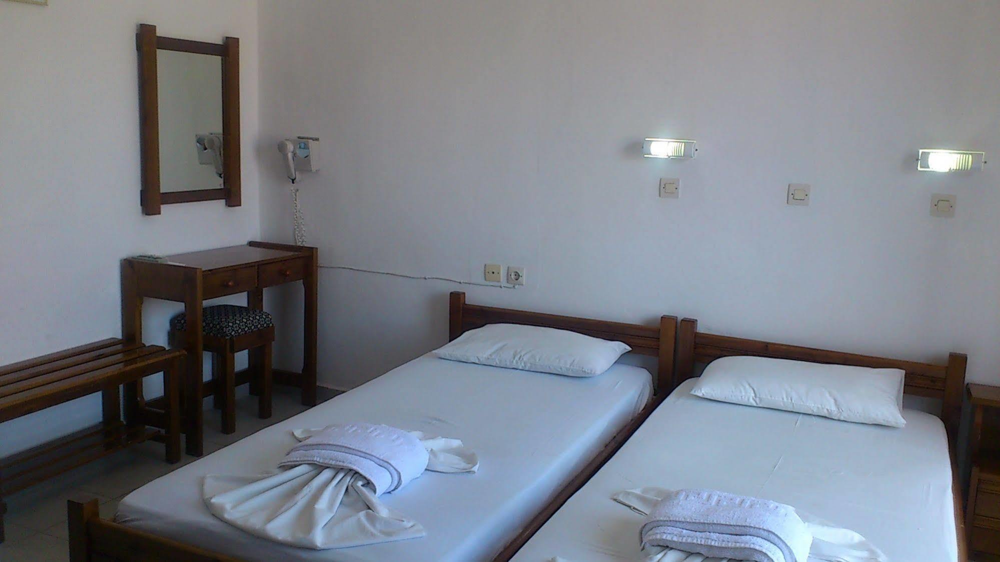 Hotel Rodon Skála Buitenkant foto